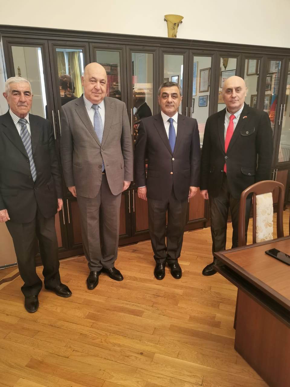 Xalq yazıçısı ilə görüş