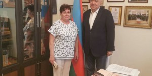 Krımdan gələn qonaq Çingiz Abdullayevlə görüşmüşdür